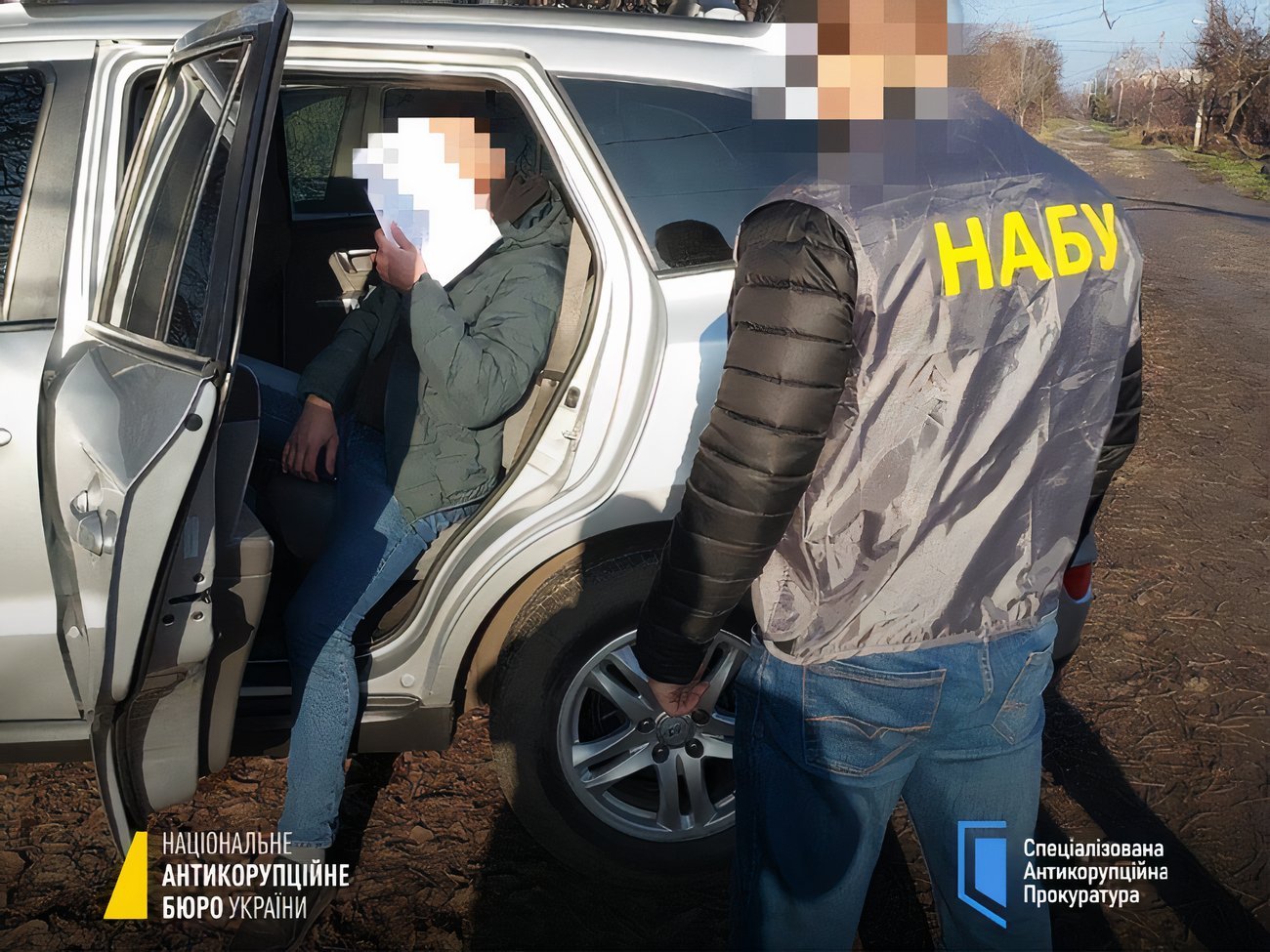 НАБУ заявило про розкрадання сотень мільйонів на ремонті прифронтових комунікацій