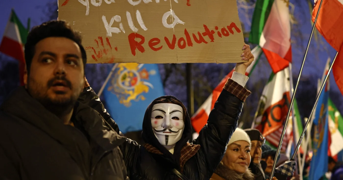 Революція в Ірані. Скільки залишилося режиму Хаменеї

                    – Юрій Вишневський