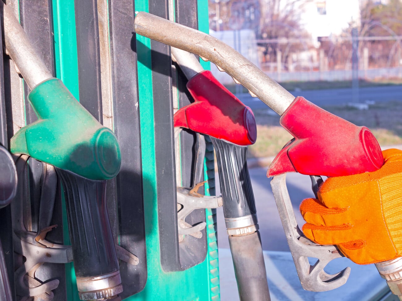 Свириденко анонсувала зниження цін на АЗС