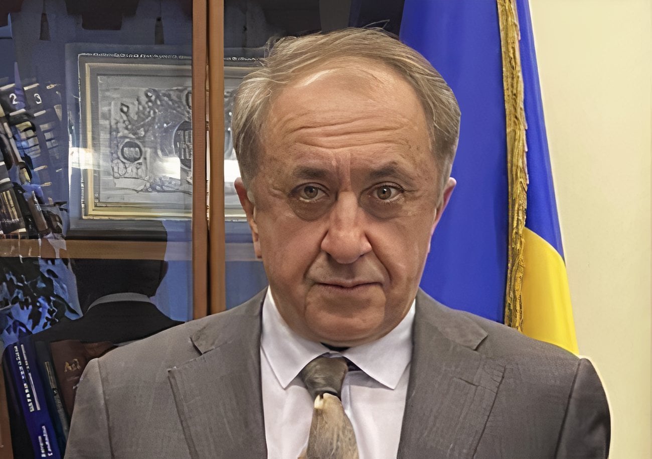 Щоб гривня була сильною, потрібно розвивати ринки, а не бігати з бубном на Хортиці