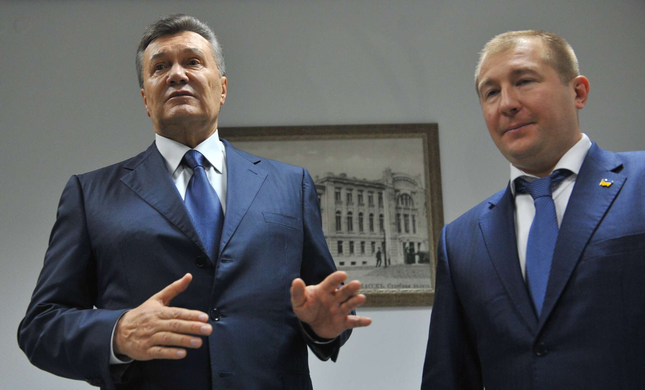 Адвокат Януковича, справа Борисова та слід «Фудзіями»: ЗМІ розповіли, що відомо про Віталія Сердюка