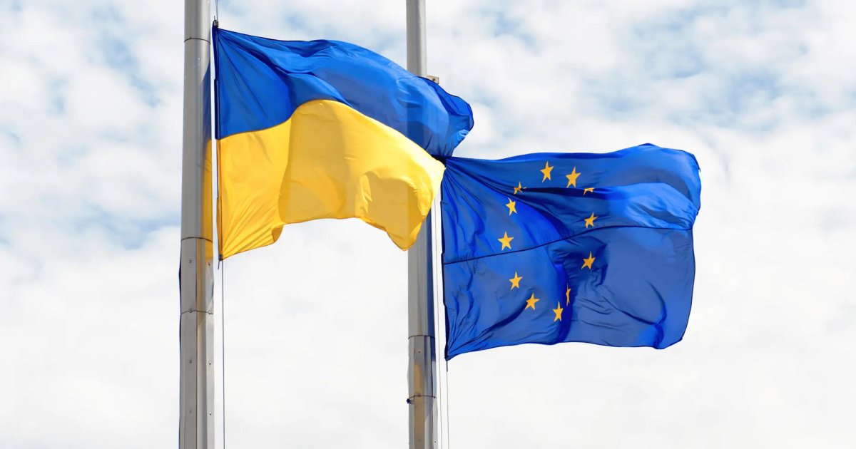 Тінь Лі Син Мана. Чому Захід і Банкова почали лякати один одного "втратою України"

                    – Юрій Вишневський